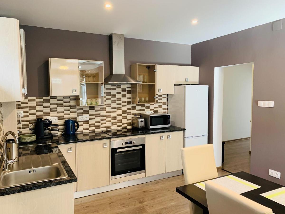 Luxury Modern Apartments Baia Mare Exterior foto